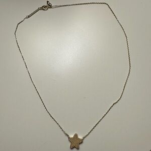 Kendra Scott star necklace